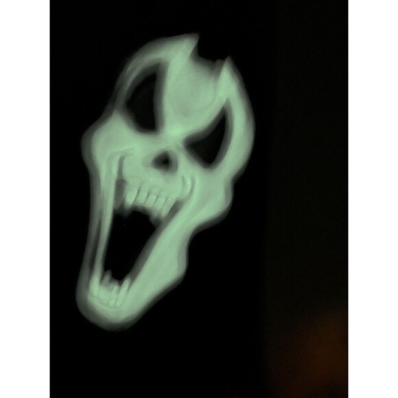 Scream Mask Glow in the Dark,Vampire Fangs & Shroud - Easter Unl- Fun World 9206 - Picture 2 of 4